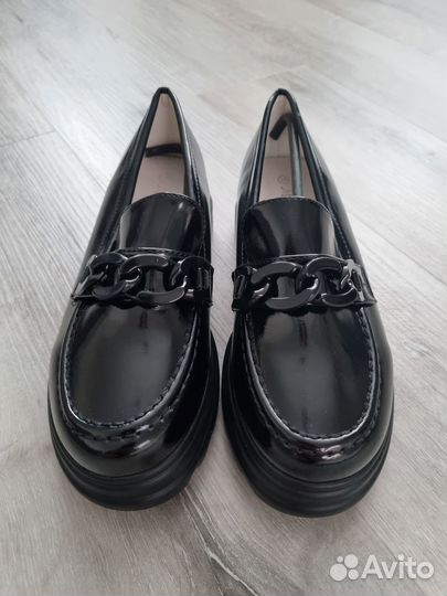 Туфли-лоферы для девочки