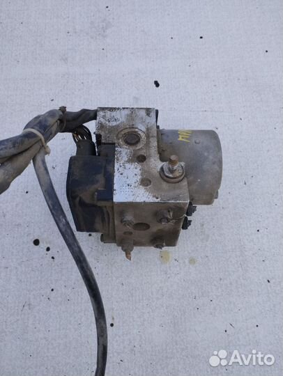 Блок ABS Nissаn Рrimеra Ниcсaн Пpимepа P11