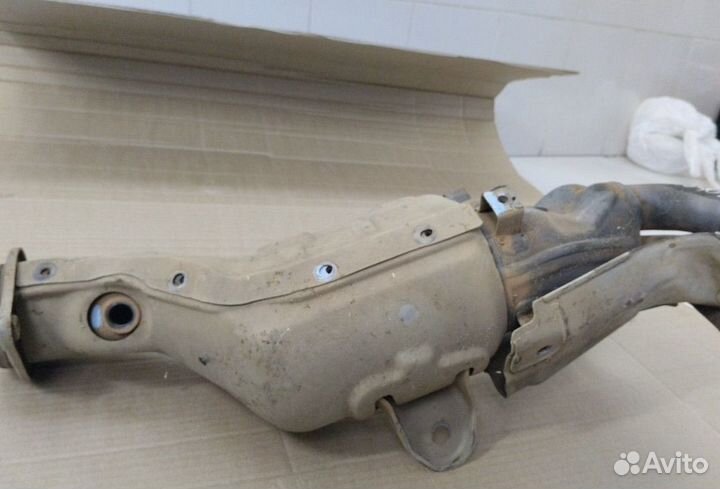 Коллектор выпускной с катализатором Faw