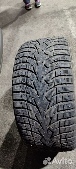 Toyo Observe G3-Ice 295/40 R21 111T