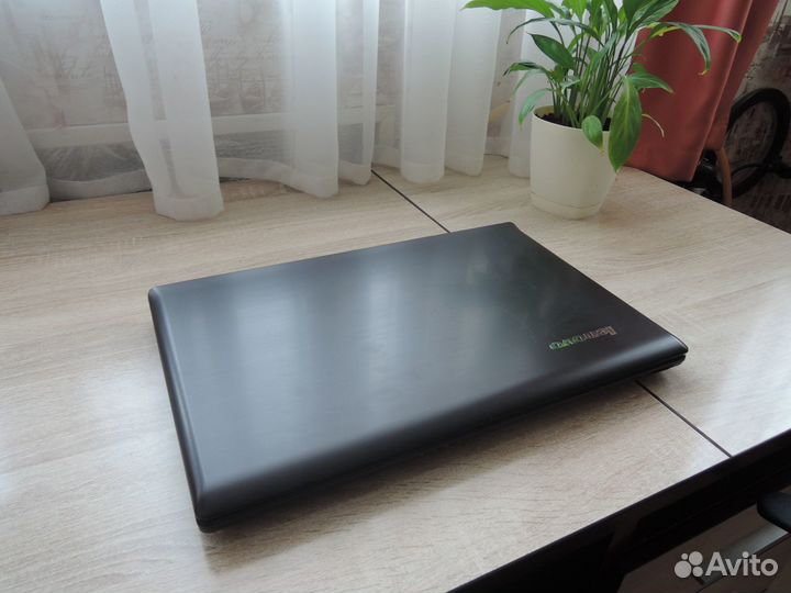 Lenovo 17.3