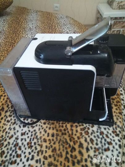 Кофемашина delonghi