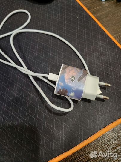 Зарядка на iPhone