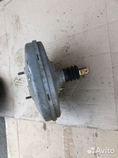 Тормозной вакуум на Мерседес С202 w202