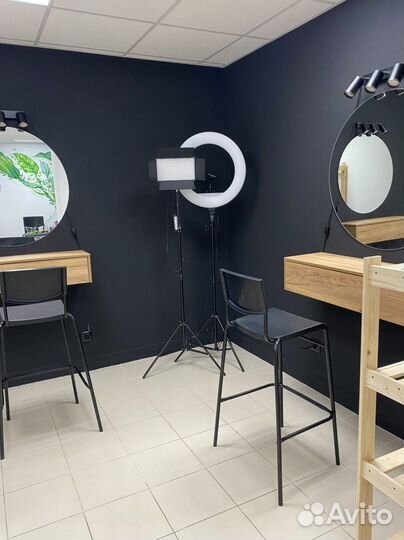 Рабочее место бровиста/визажиста