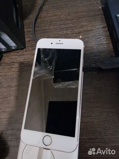 iPhone 6S, 16 ГБ