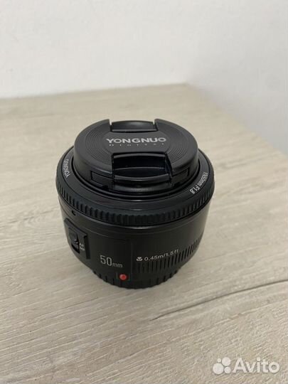 Объектив Canon yongnuo 50мм F1.8