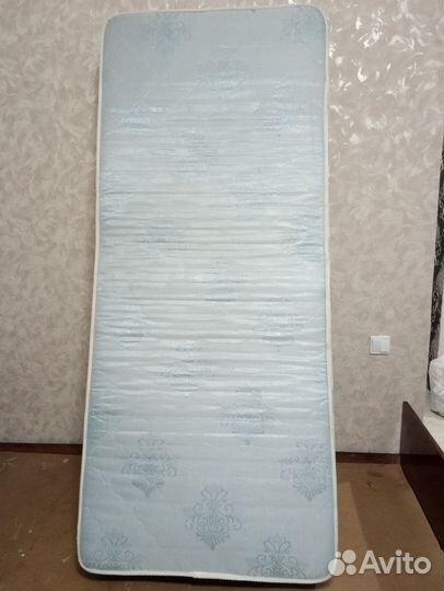Матрас 80 на 190 бу