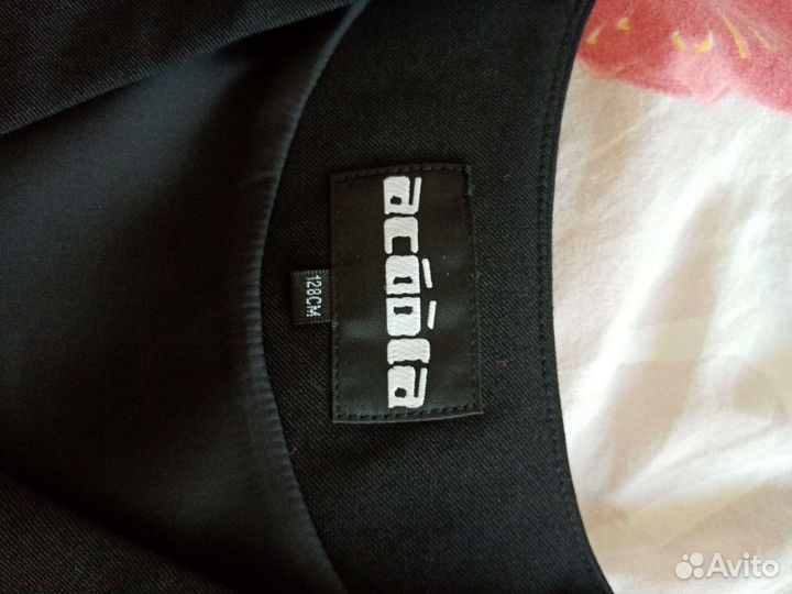 Детский костюм на мальчика 128р черный