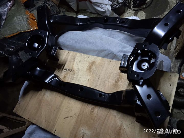 Подрамник Dodge Charger LD