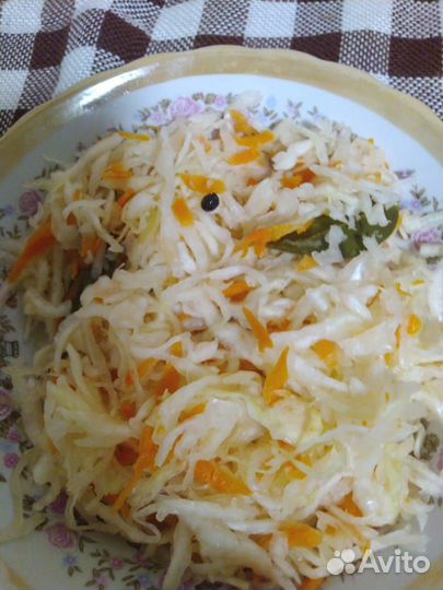 Капуста квашеная, огурцы,помидоры