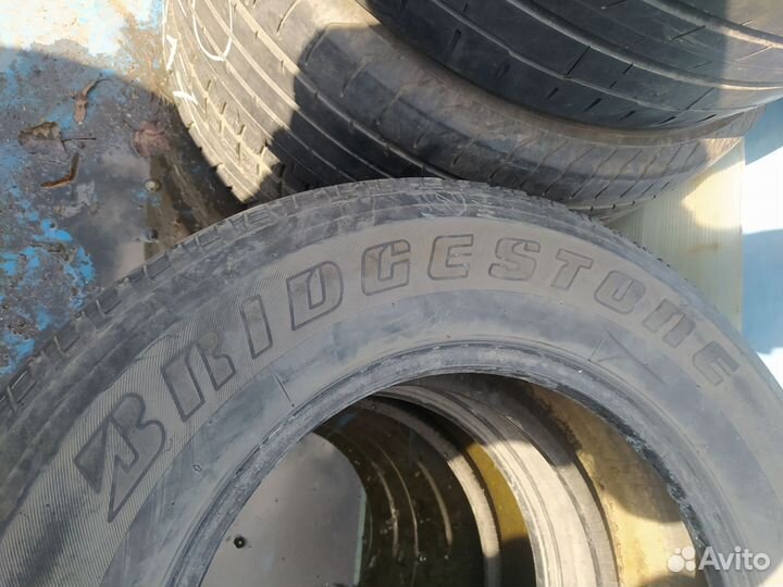 Bridgestone Dueler H/T D840 265/65 R17 112S