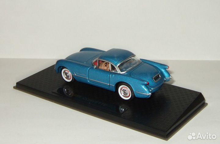 Шевроле Chevrolet Corvette 1955 Road Champs 1:43