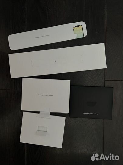 Коробки Apple