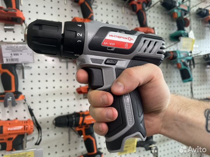 Аккумуляторная дрель-шуруповерт Интерскол да-18эр
