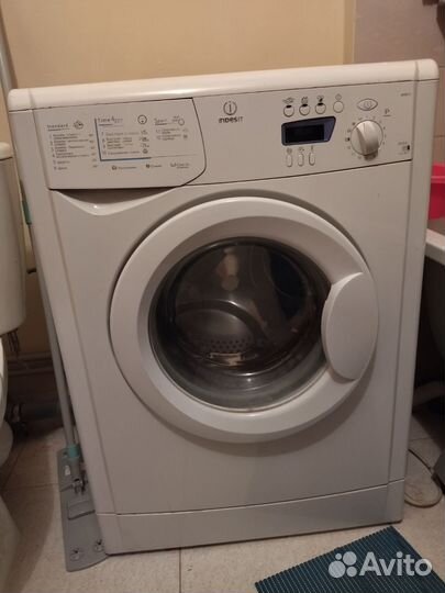 Стиральная машина indesit на запчасти