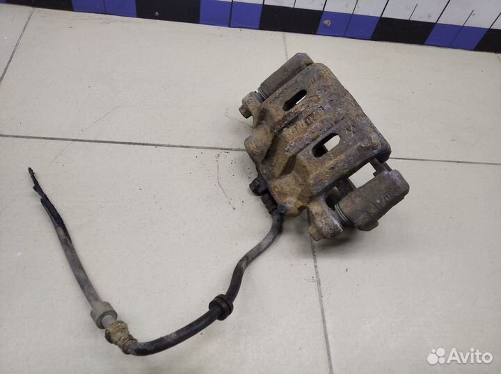 Суппорт передний правый 4007 2008-2013