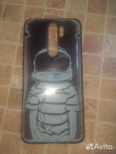 Бампер для телефона