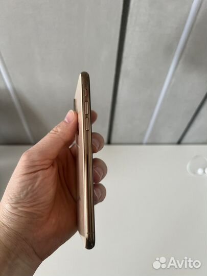 iPhone Xs, 256 ГБ