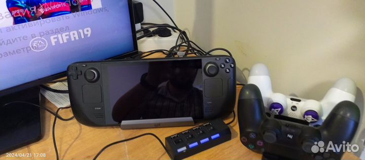 Игровая приставка Steam deck