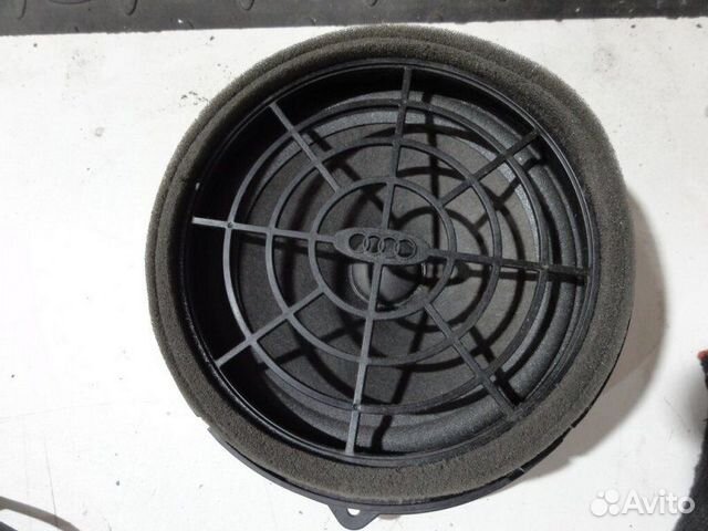 Динамик задний Audi Q3