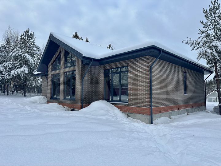 Коттедж 130 м² на участке 6 сот.