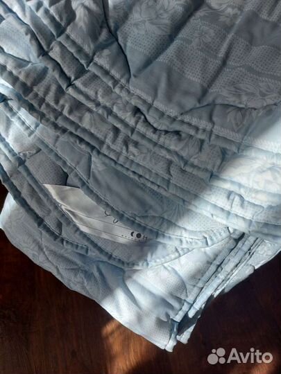 Одеяло двухспальное шерсть