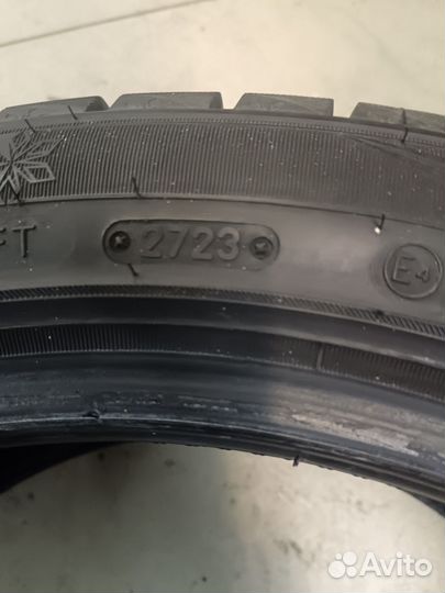 Triangle PL02 245/45 R19