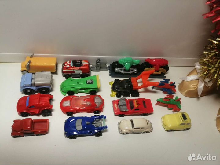 Игрушки Киндер сюрприз, макдоналдс, Шопкинс