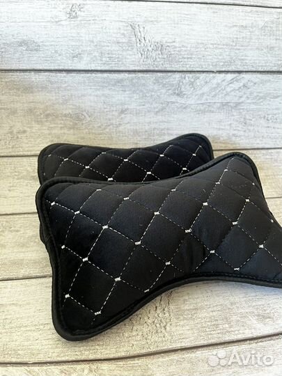 Подушки под шею в автомобиль