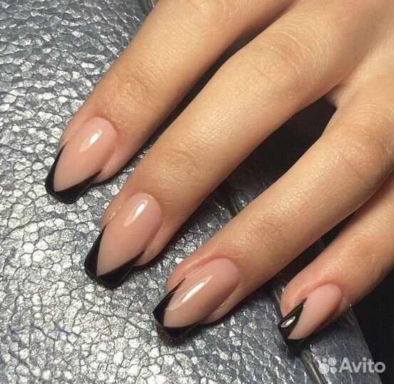 Услуги мастера маникюра