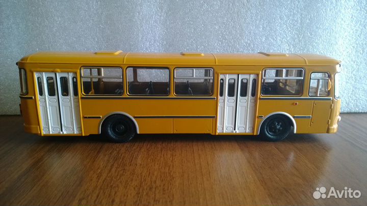 Модель автобуса Лиаз 677м