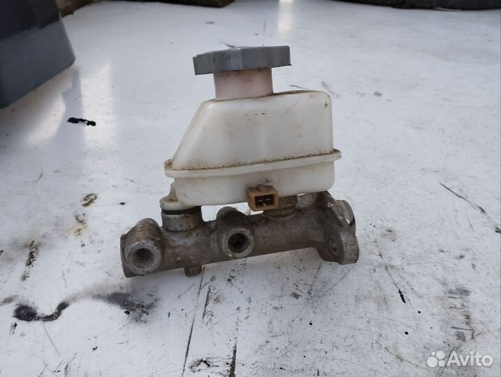 Главный тормозной цилиндр Accent 2