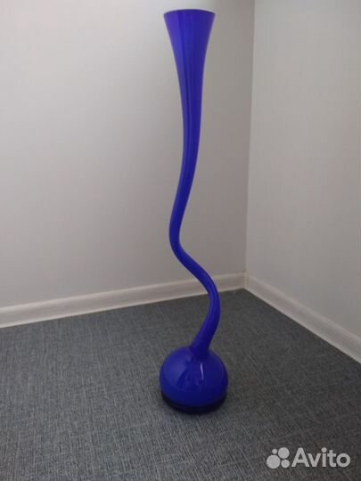 Ваза напольная, цветное стекло