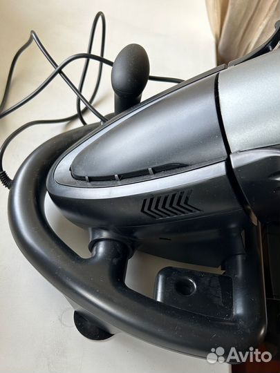 Игровой руль defender