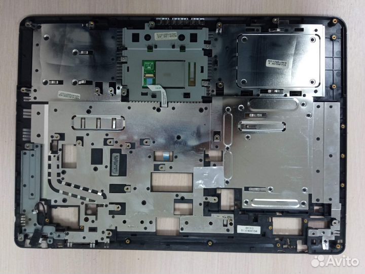 Топкейс (верхняя часть корпуса) Fujitsu Siemens Es