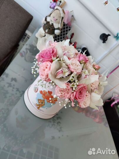 Коробочка с орхидеями