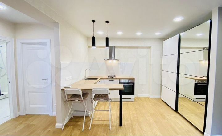 2-к. квартира, 54 м², 3/4 эт.