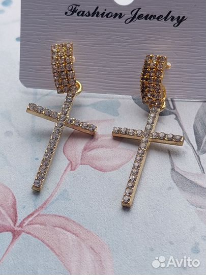 Серьги в ассортименте