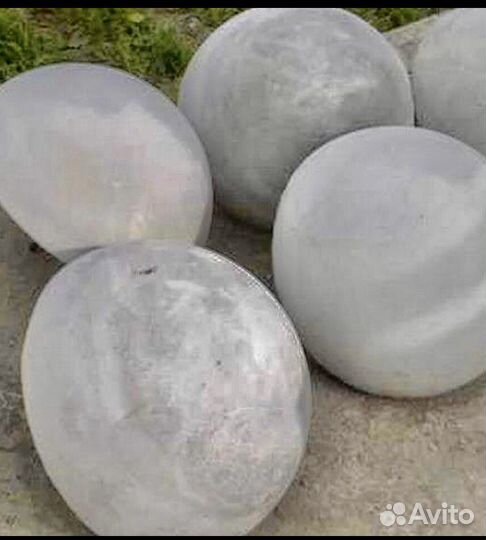 Бетонные полусферы