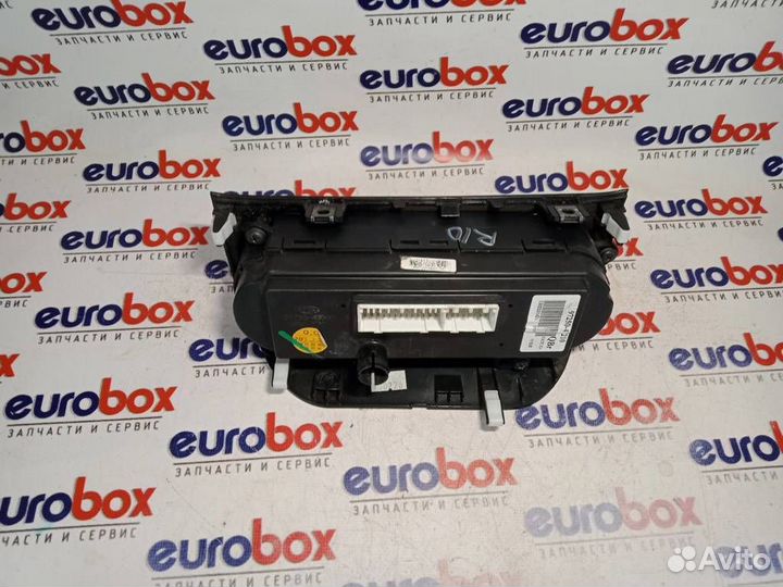 Блок управления климат-контролем (печкой) Kia RIO