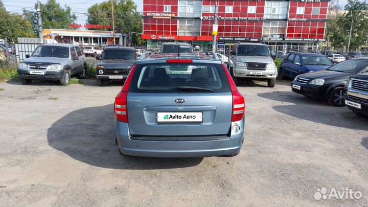 Kia Ceed 1.6 AT, 2009, 173 136 км