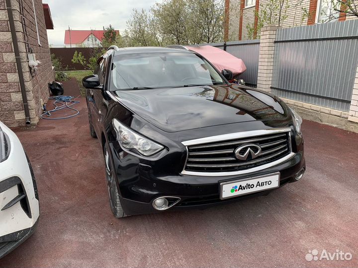 Infiniti QX70 3.0 AT, 2014, 136 000 км