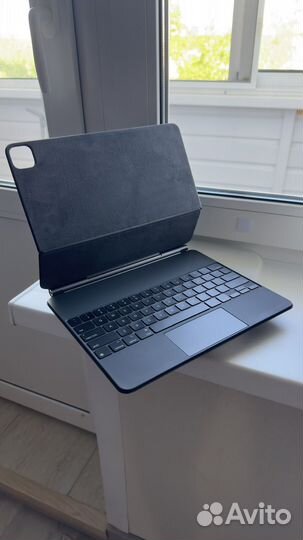 Apple magic keyboard iPad 12.9