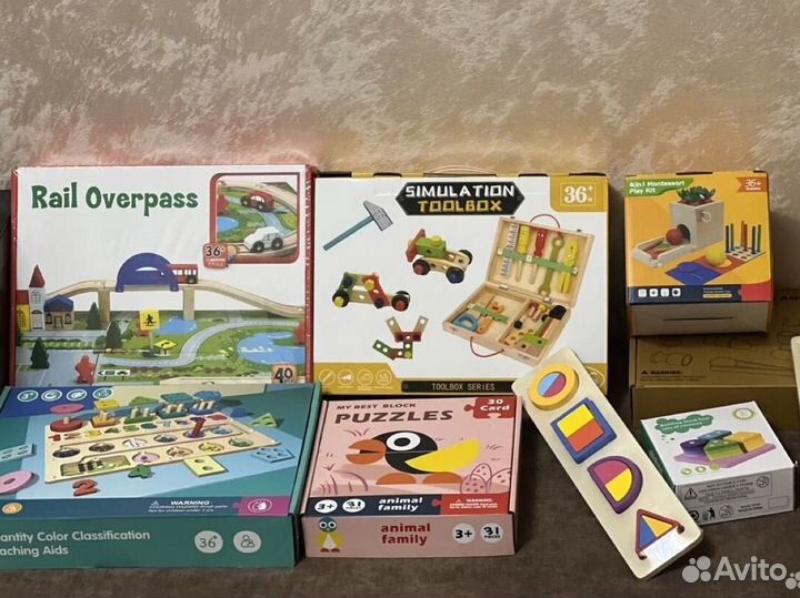 Деревянные игрушки, пирамида, пазл