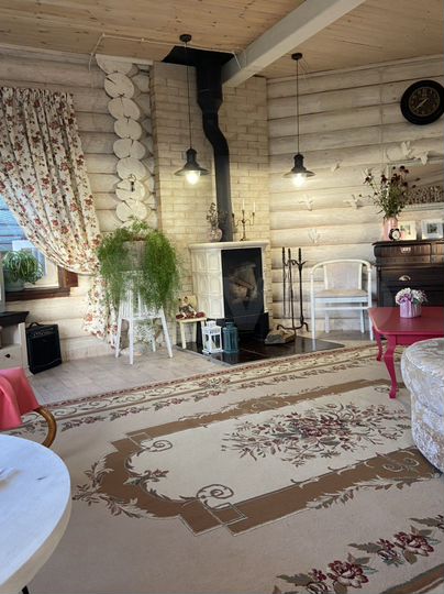 Дом 170 м² на участке 10 сот.