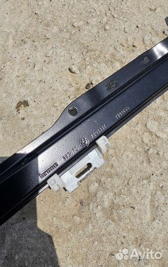 Стеклоподъемник левый BMW E92