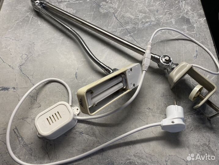 Светильник для швейной машины