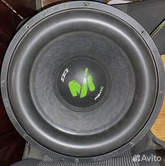 Сабвуфер MF 15R d2