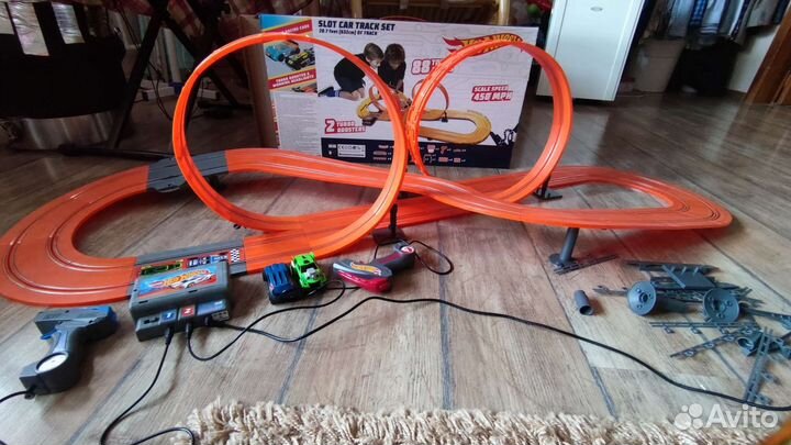 Трек Хот Вилс Hot wheels с адаптером, 2 пульта